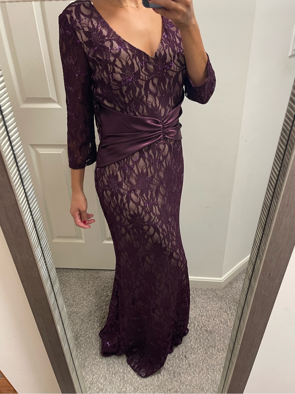 Elegant Purple Lace stretchy Evening Gown with Satin Waist Details size XL